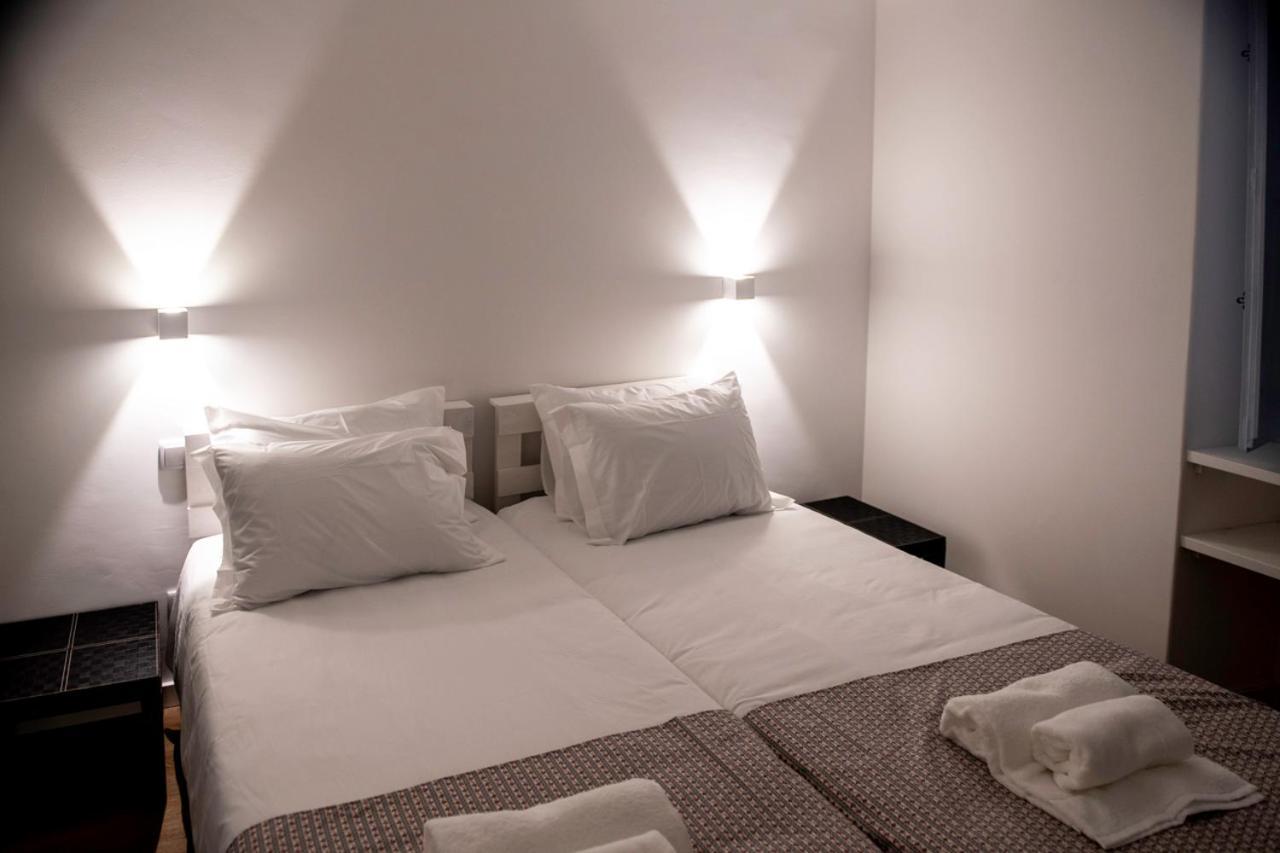 Hotel Casa Flamingo Foz do Arelho Habitación foto